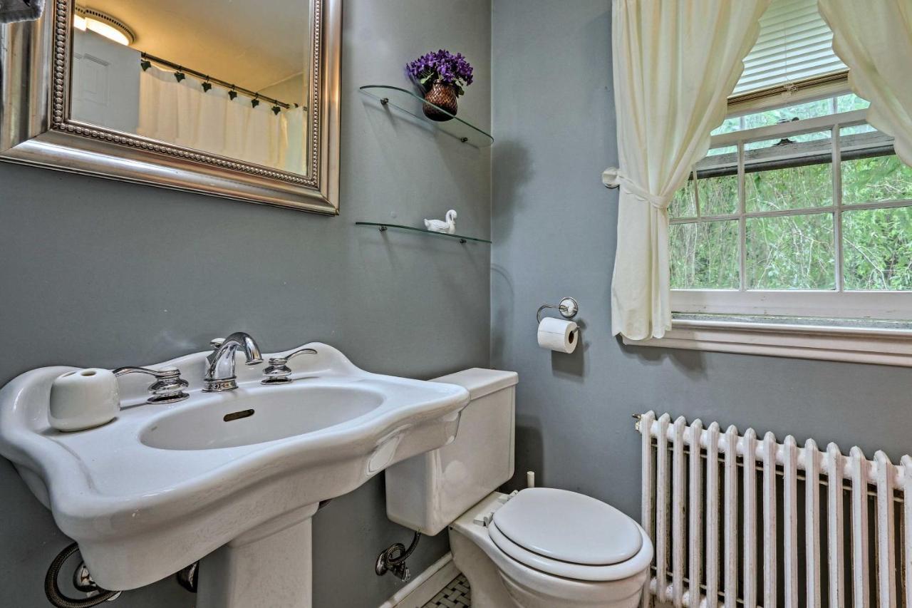 Historic Essex Home With Large Yard Near Downtown! Екстериор снимка